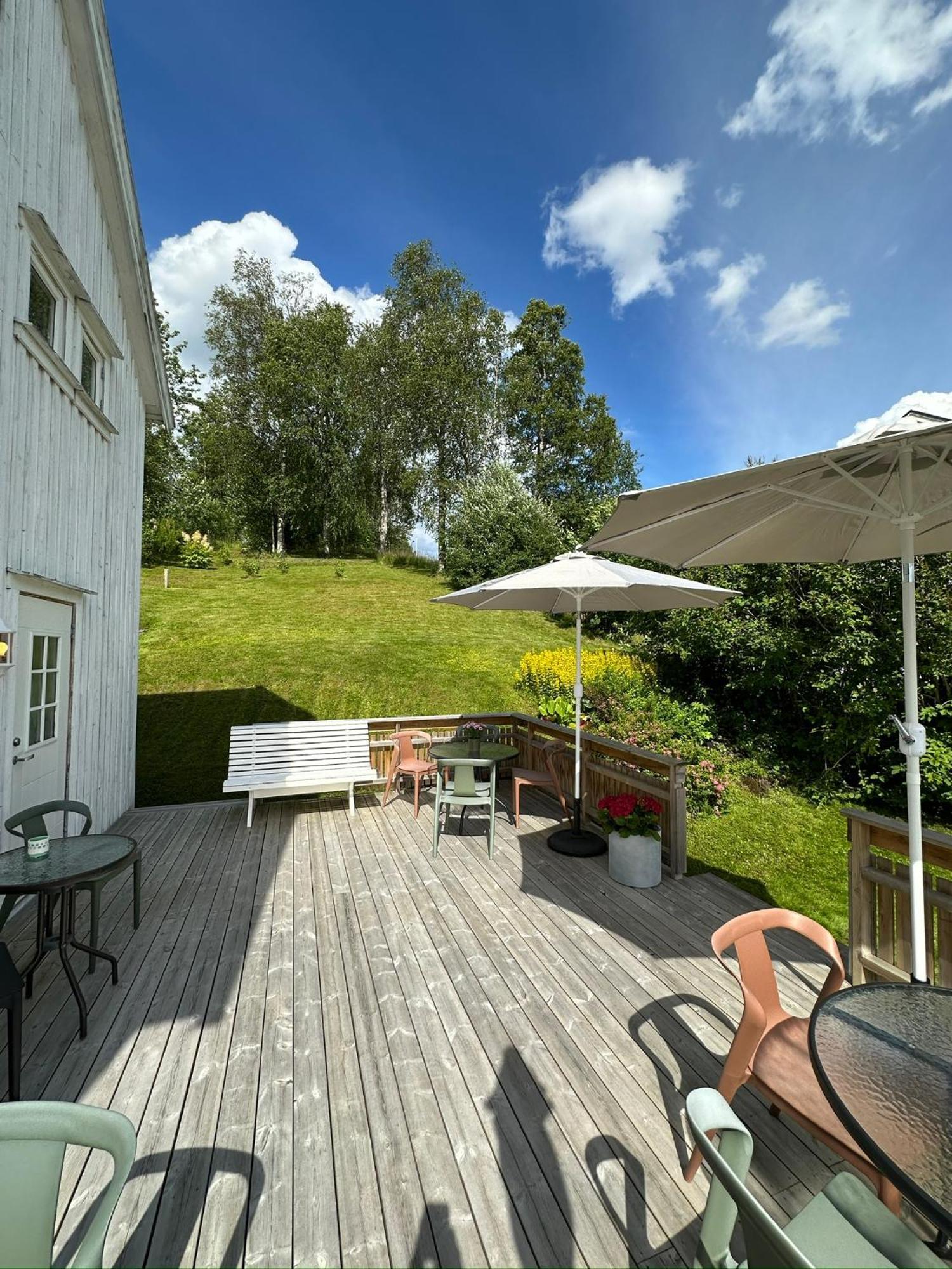 Midt I Sentrum Hoylandet